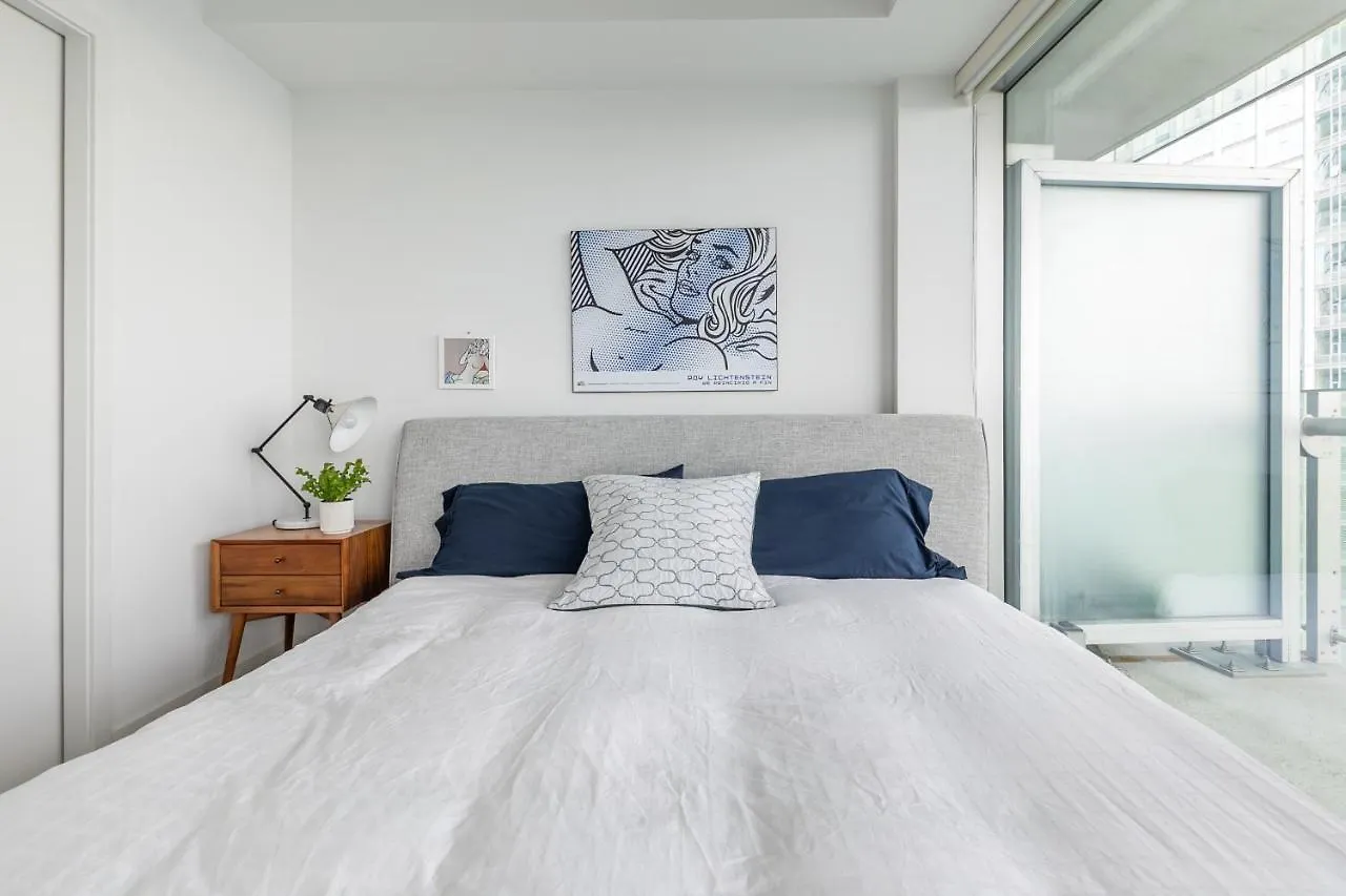 Cloud 9 In Downtown Torontoアパートメント アパート